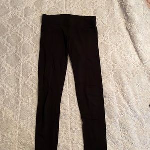 Aeropostale black leggings. size small.